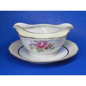 Bavaria Tirschenreuth The Dover Gravy Boat with attached Underplate 1927-1948